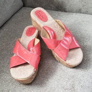 NWOT b.o.c. (Born Concept) Melon Wedge Sandals - Size 10